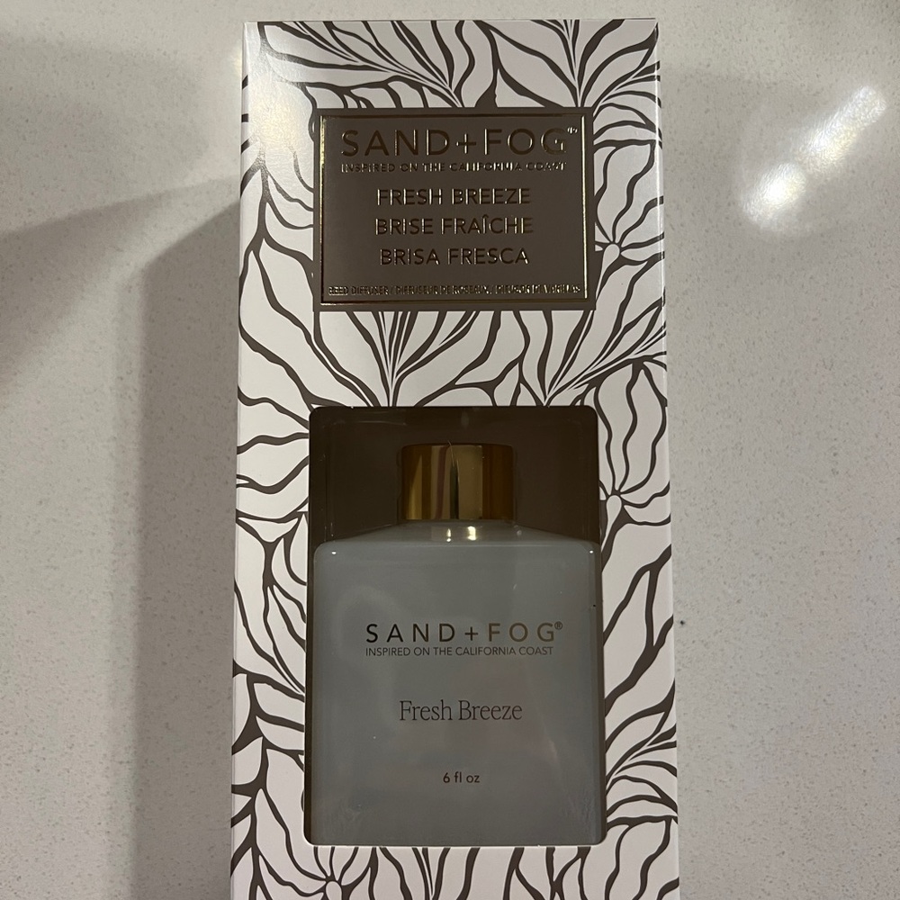Sand + Fog Fresh Breeze Reed Diffuser - Picture 4 of 4
